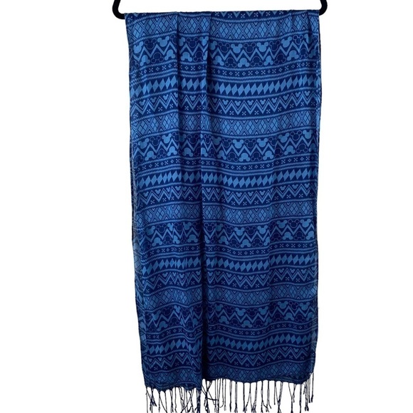 Disney Parks Mickey Blue Geometric Chevron Animal Kingdom Fringed Rayon Scarf - Picture 1 of 7